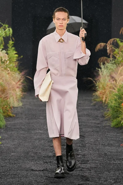 Look 8